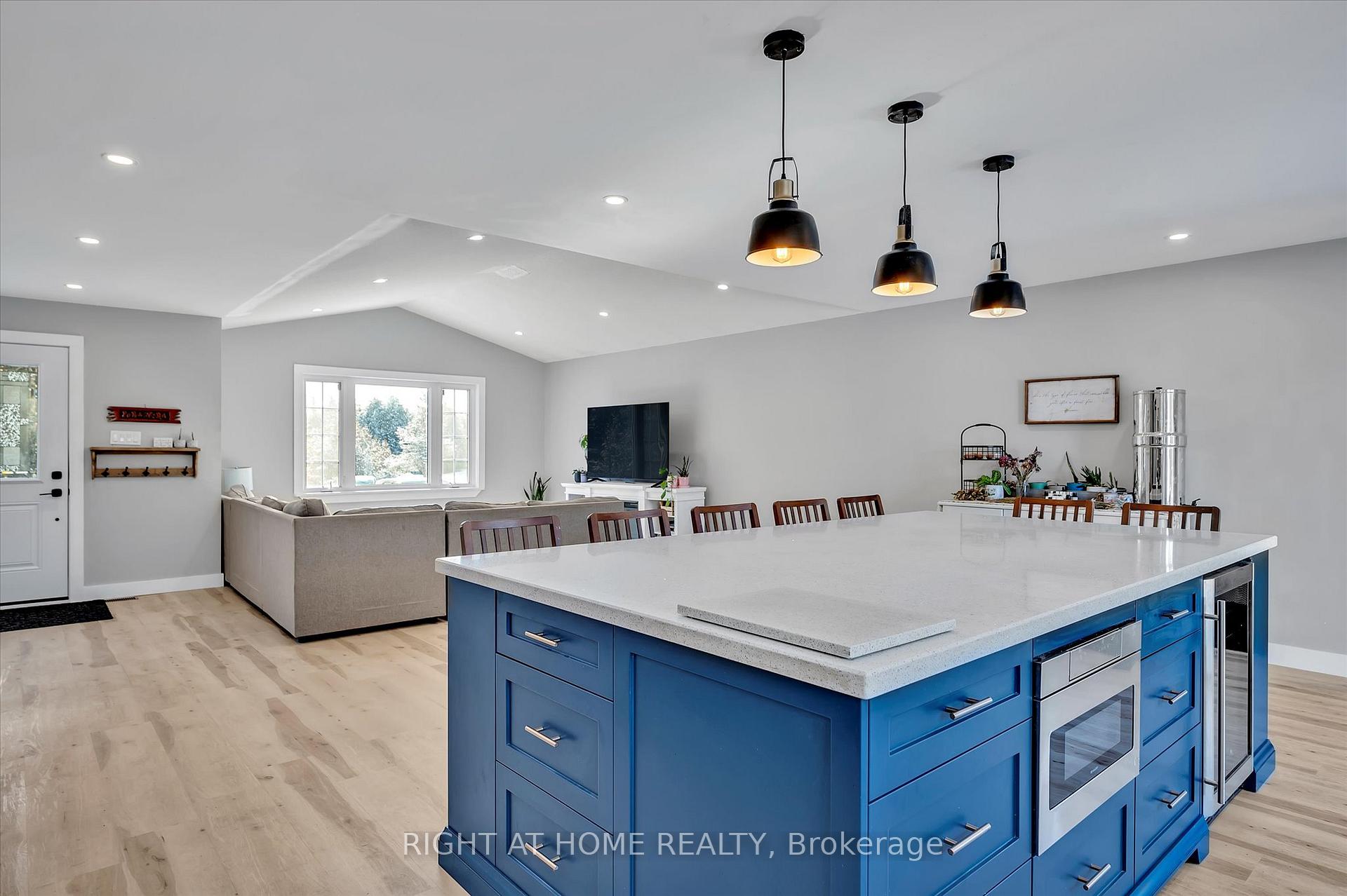 Photo 9 of 1430 Webster Road, Douro-Dummer — HOMEH