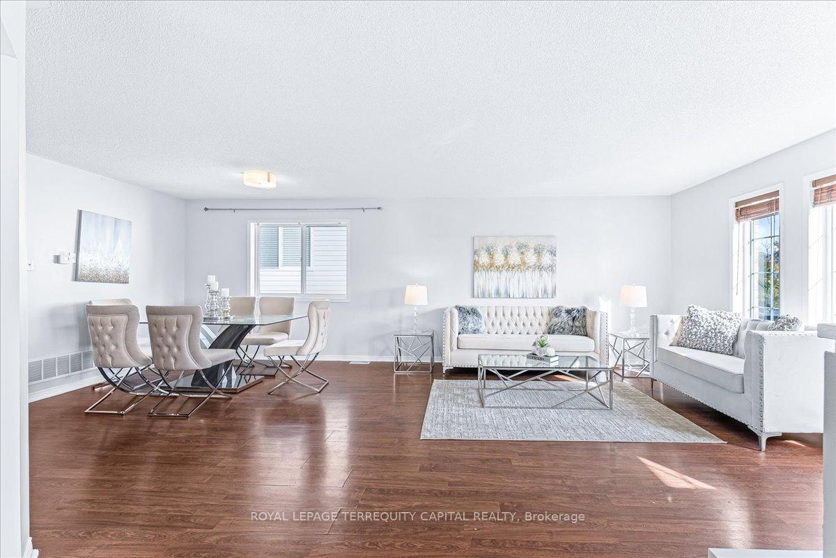 Photo 9 of 54 Copeman Crescent, Barrie, Painswick North — HOMEH