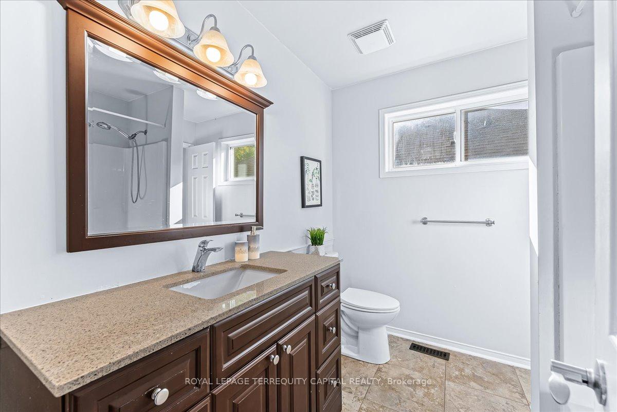 Photo 22 of 54 Copeman Crescent, Barrie, Painswick North — HOMEH