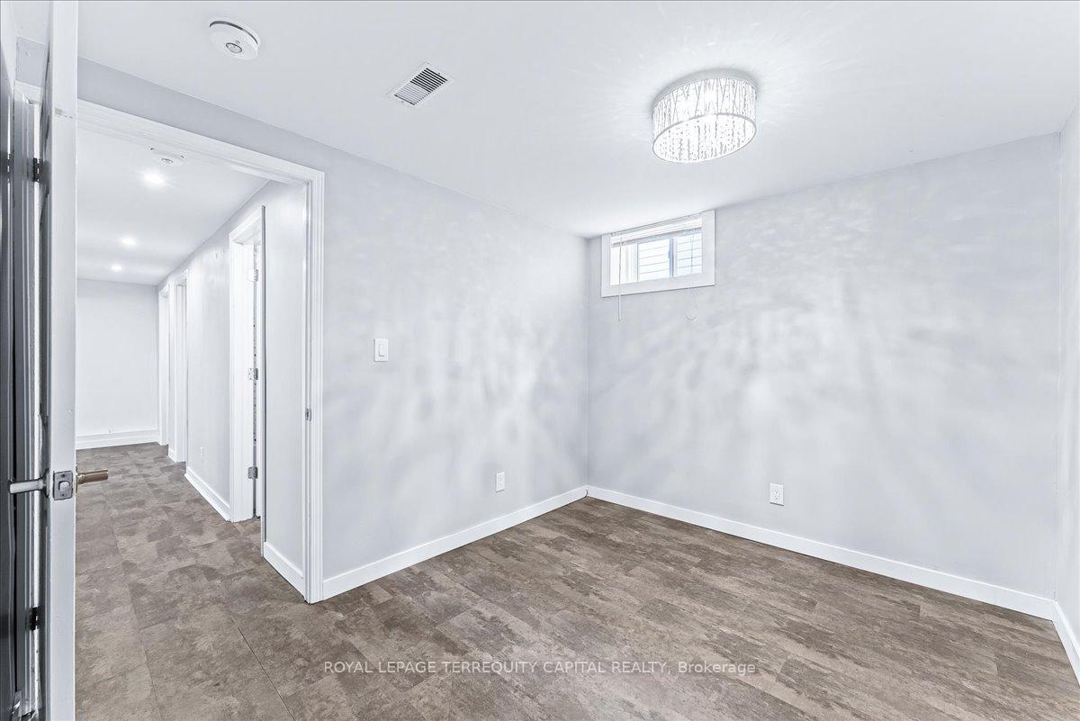 Photo 35 of 54 Copeman Crescent, Barrie, Painswick North — HOMEH