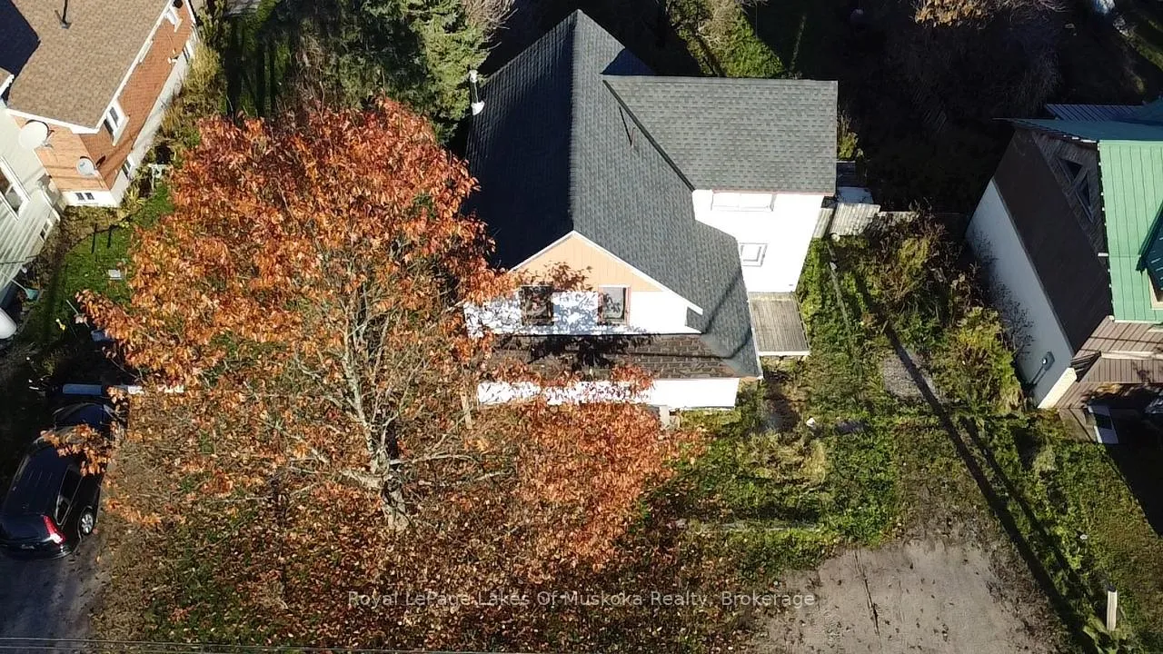 Photo 2 of 134 Main Street, Burk's Falls — HOMEH