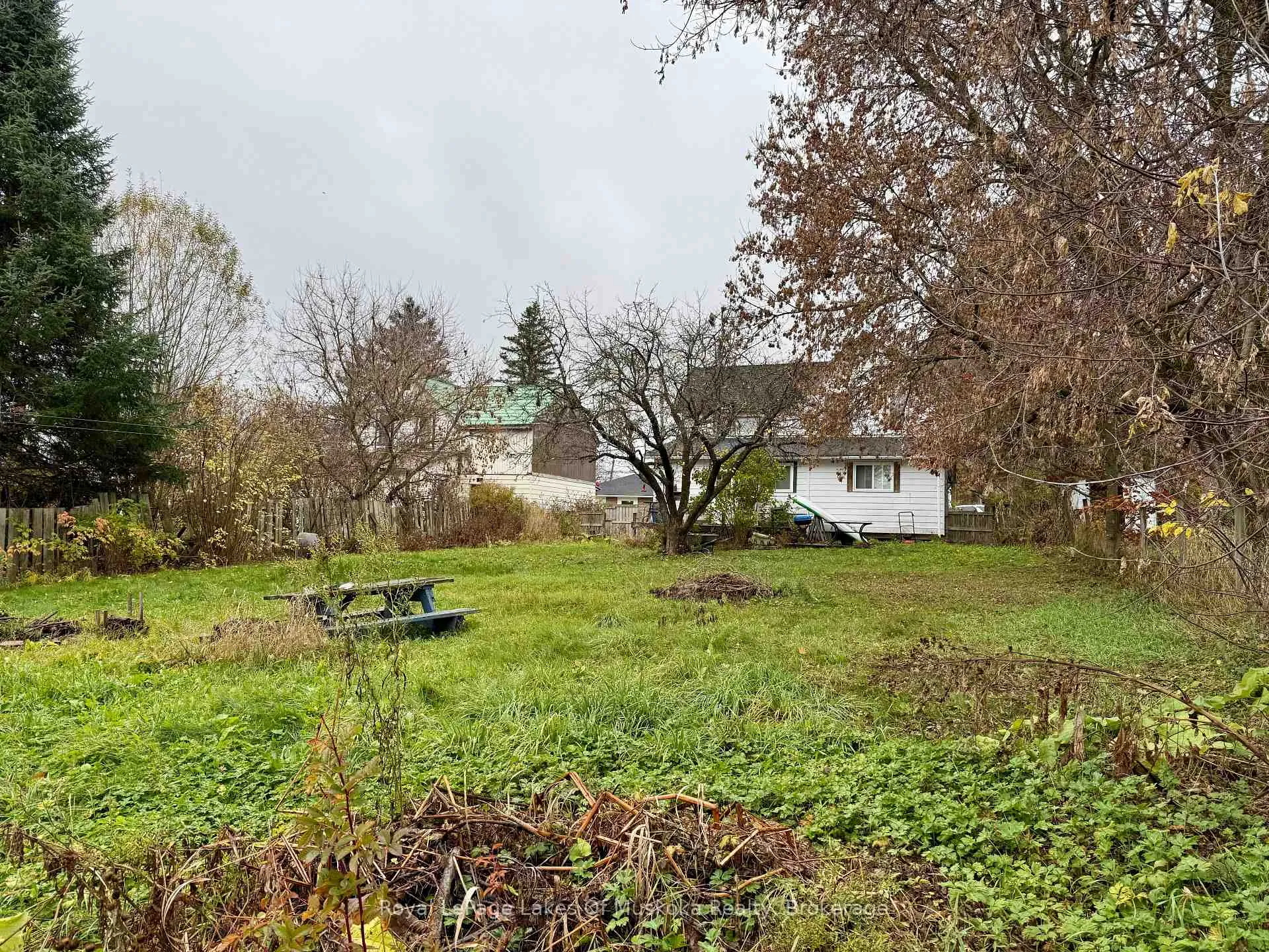 Photo 10 of 134 Main Street, Burk's Falls — HOMEH