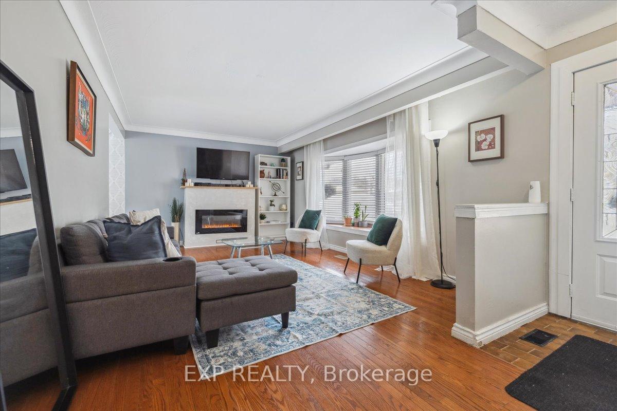 Photo 4 of 12 White Street, St. Catharines, Vine/Linwell — HOMEH
