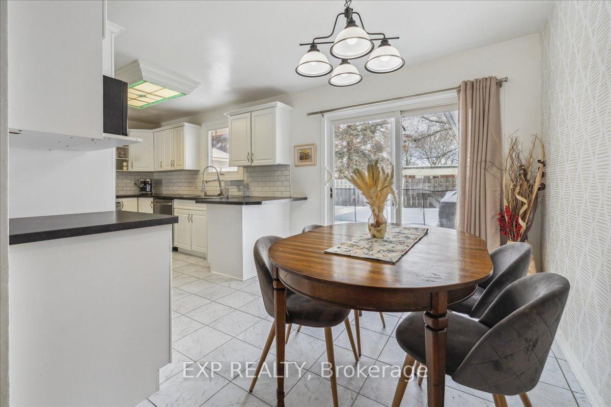 Photo 5 of 12 White Street, St. Catharines, Vine/Linwell — HOMEH