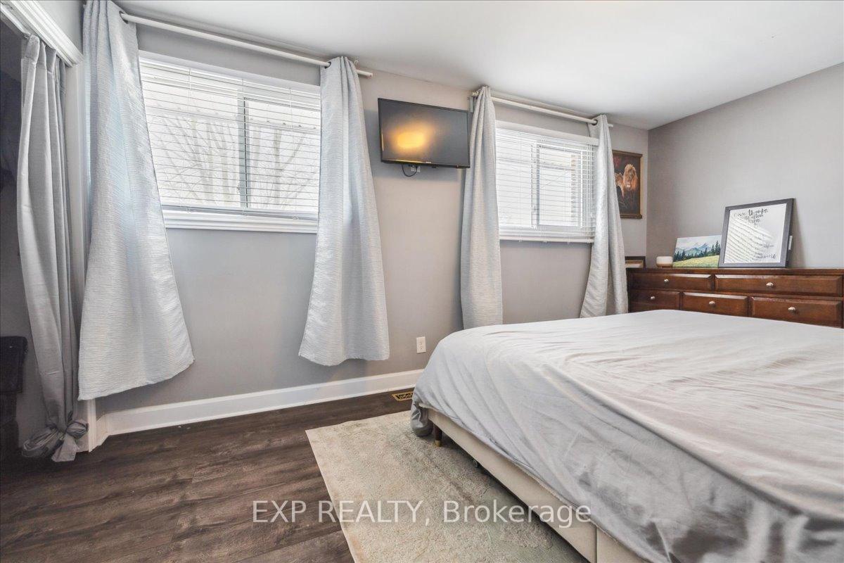 Photo 7 of 12 White Street, St. Catharines, Vine/Linwell — HOMEH