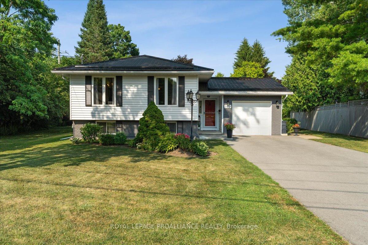 Photo 1 of 109 Edward Street, Stirling-Rawdon, Stirling Ward — HOMEH