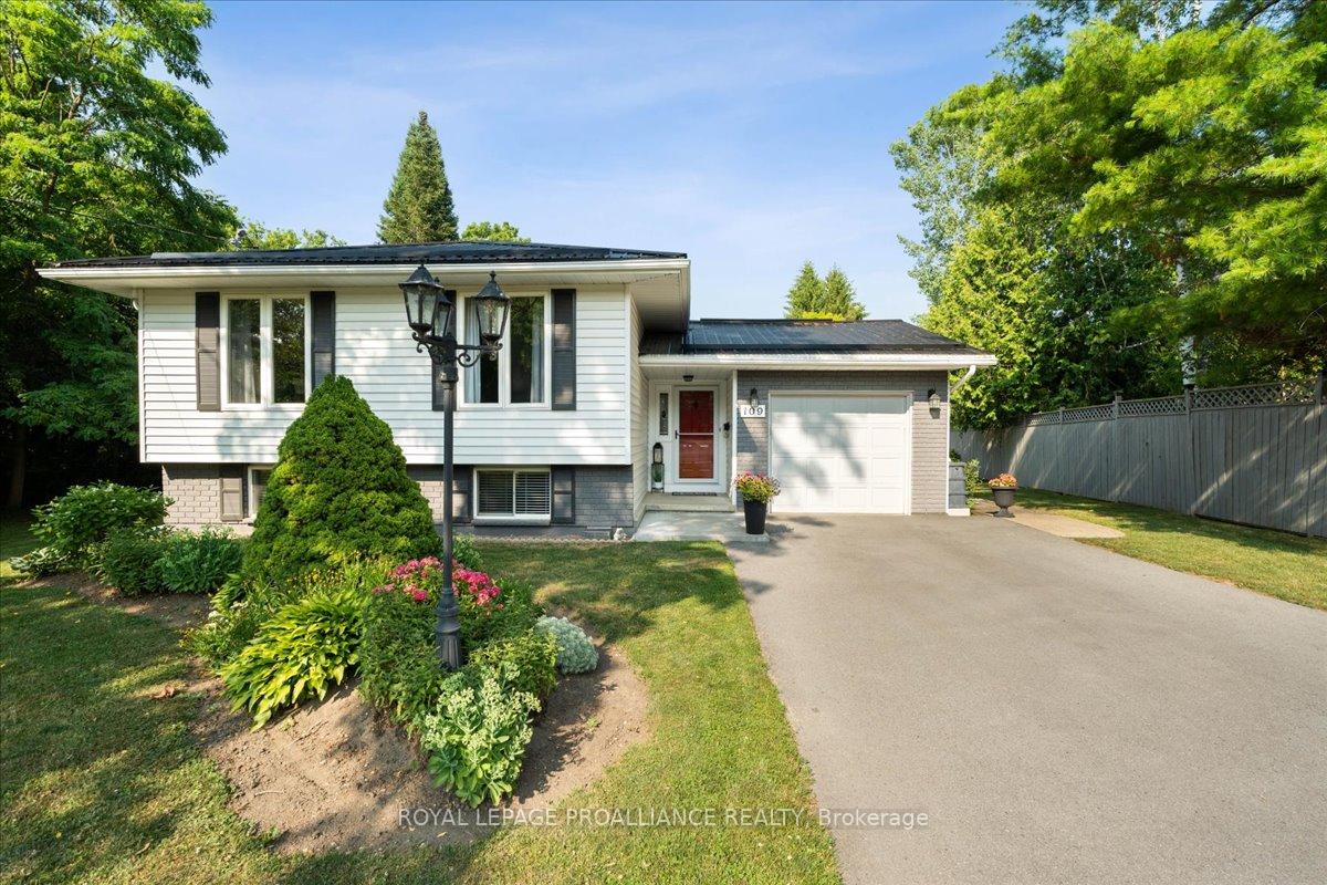 Photo 2 of 109 Edward Street, Stirling-Rawdon, Stirling Ward — HOMEH