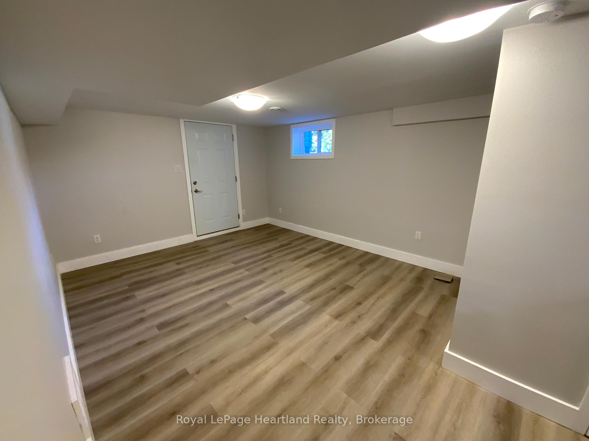 Photo 5 of 107 Erie Street S, Central Huron, Clinton — HOMEH