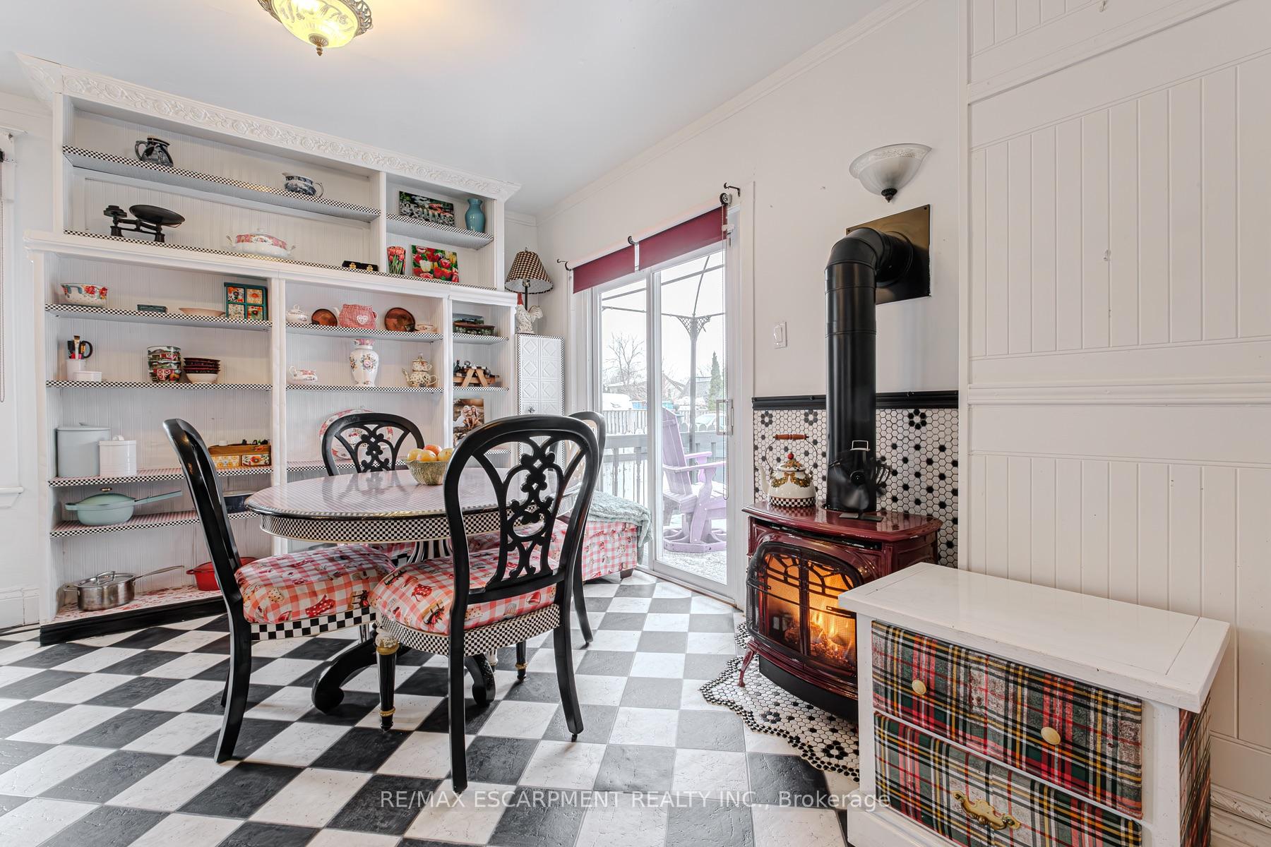 Photo 15 of 62 East 23rd Street, Hamilton, Eastmount — HOMEH