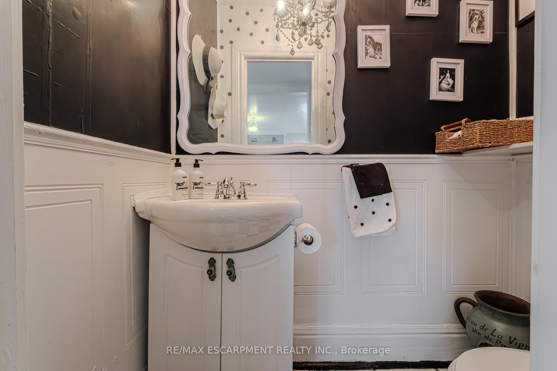 Photo 18 of 62 East 23rd Street, Hamilton, Eastmount — HOMEH