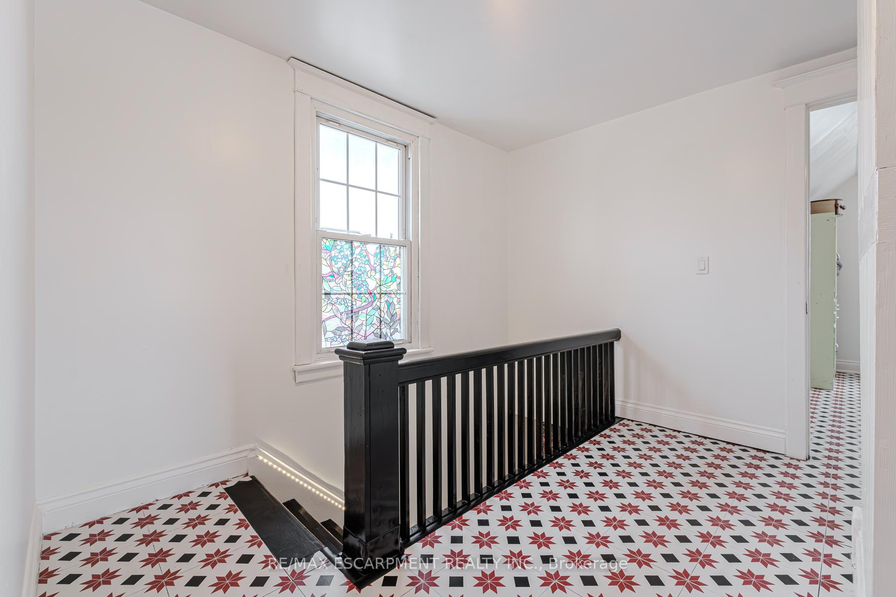 Photo 30 of 62 East 23rd Street, Hamilton, Eastmount — HOMEH