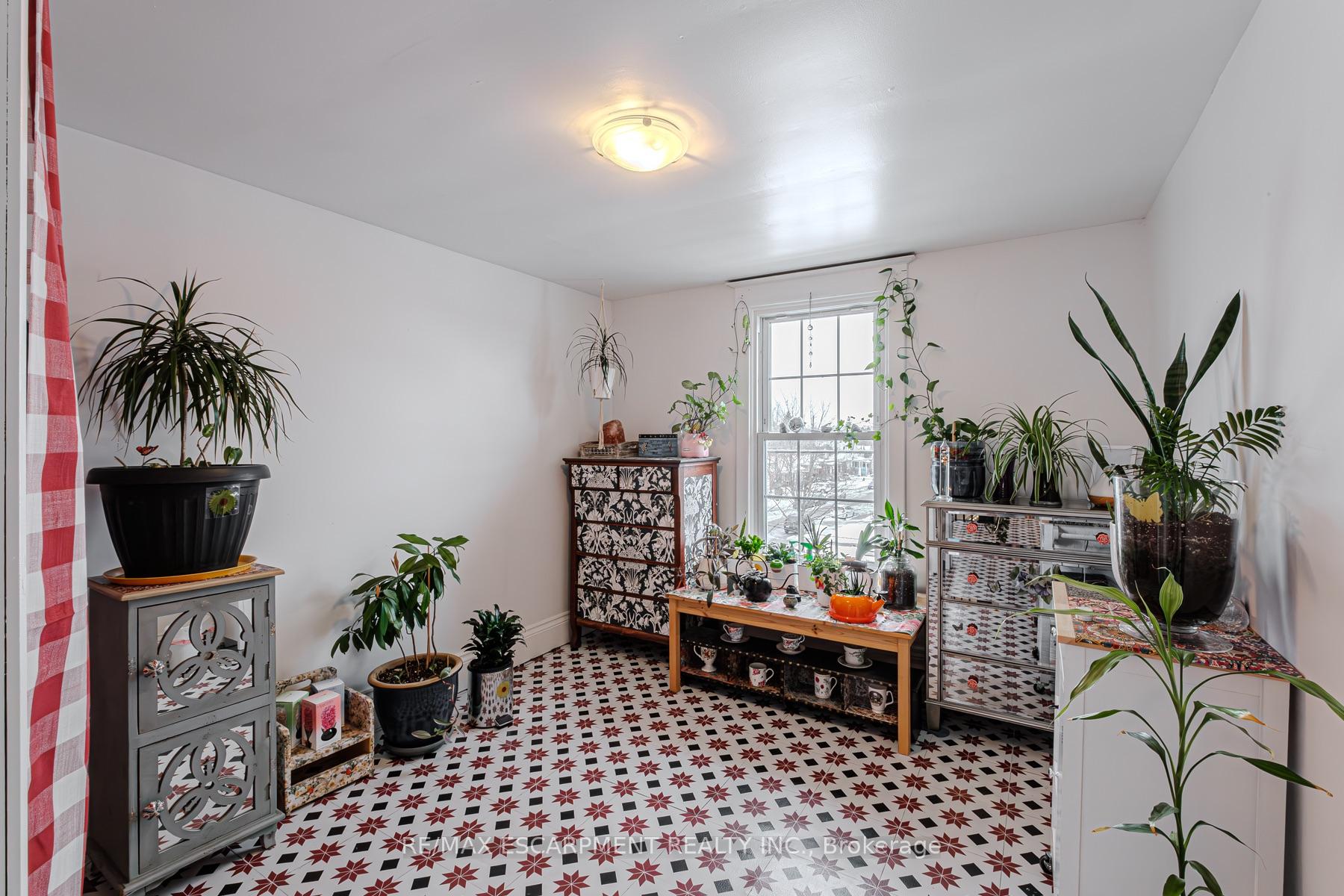 Photo 36 of 62 East 23rd Street, Hamilton, Eastmount — HOMEH