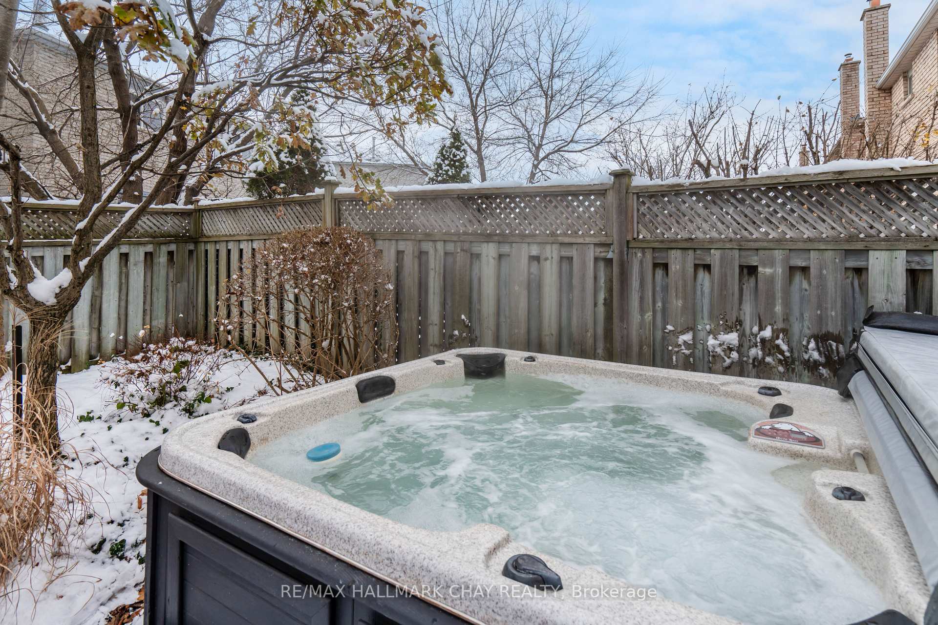 Photo 36 of 501 Grove Street E, Barrie, Grove East — HOMEH