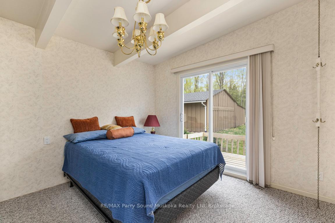 Photo 23 of 179 Manitou Drive, McKellar — HOMEH