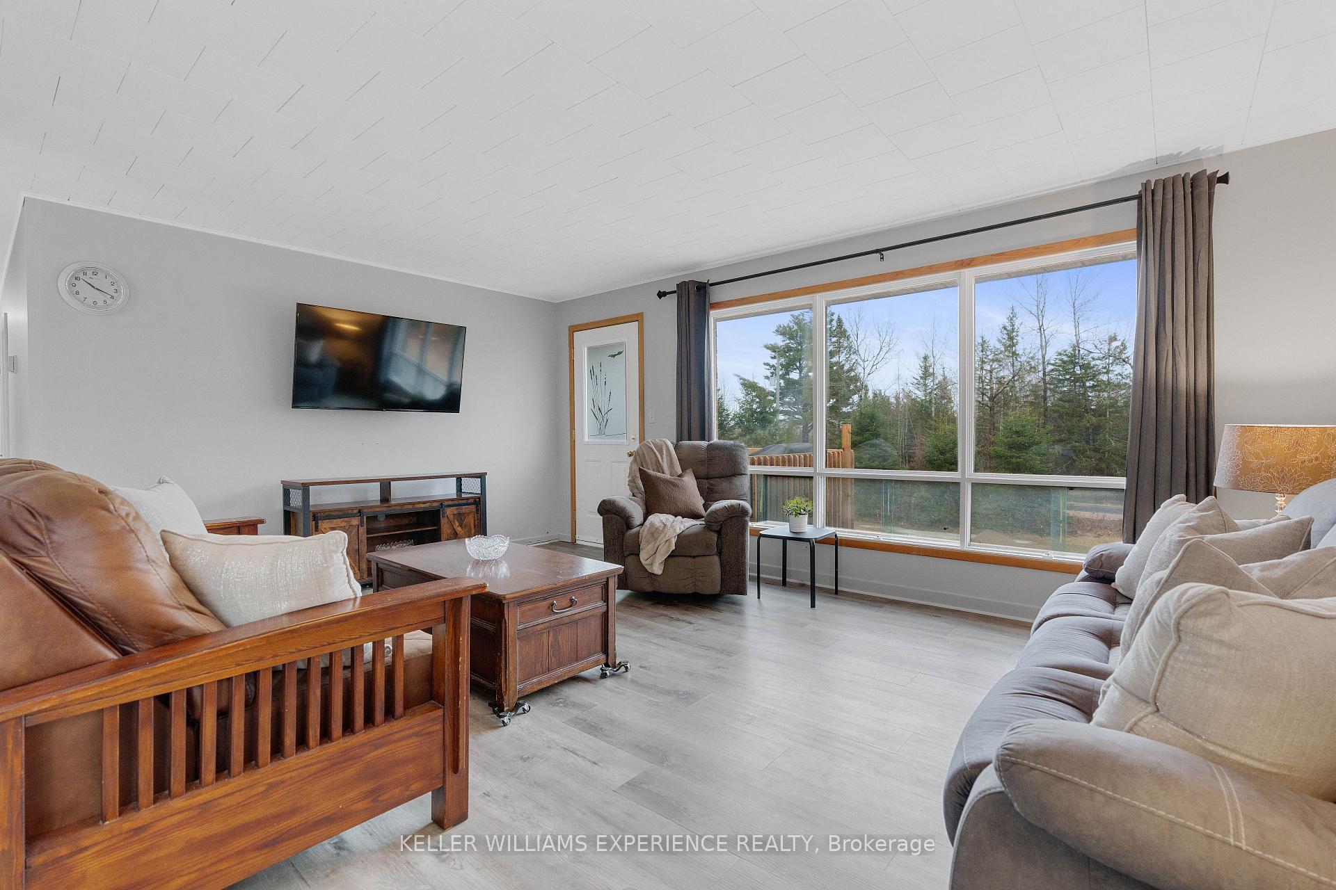 Photo 3 of 692 Forest Lake Road, Joly — HOMEH