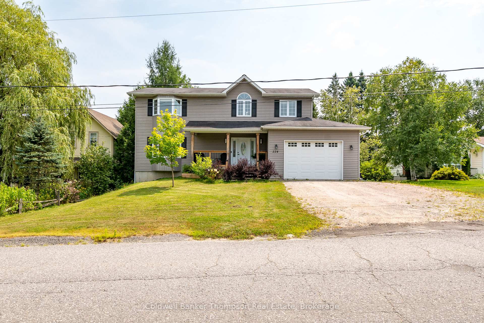 Photo 1 of 224 Queen Street, Burk's Falls — HOMEH