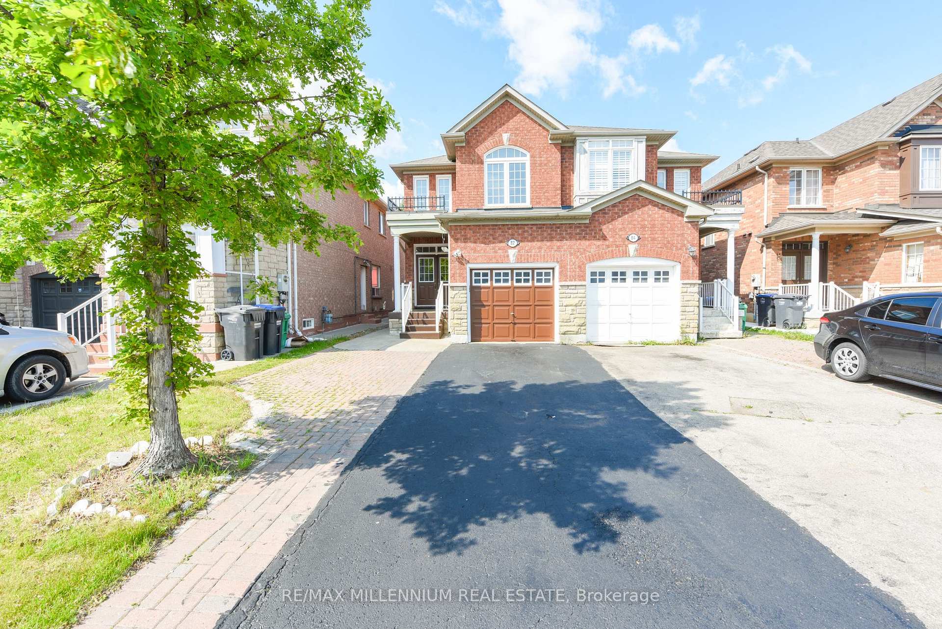 Front of 82 Rubysilver Drive