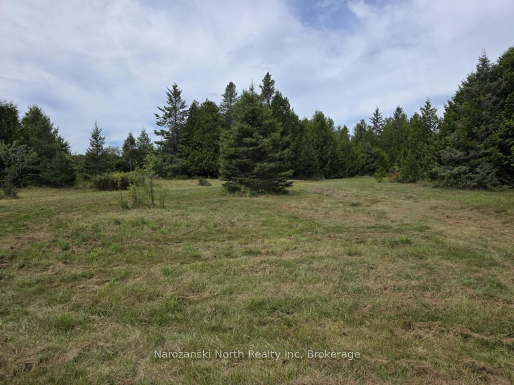 Photo 4 of 1119 Blue Road, Central Manitoulin — HOMEH