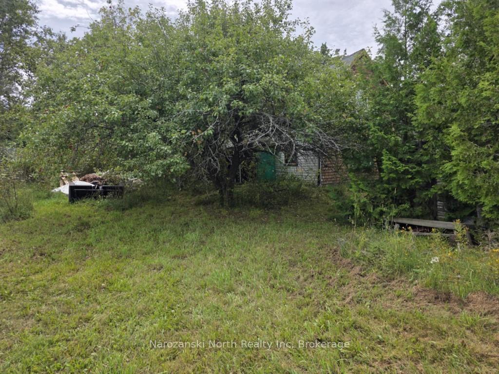 Photo 5 of 1119 Blue Road, Central Manitoulin — HOMEH