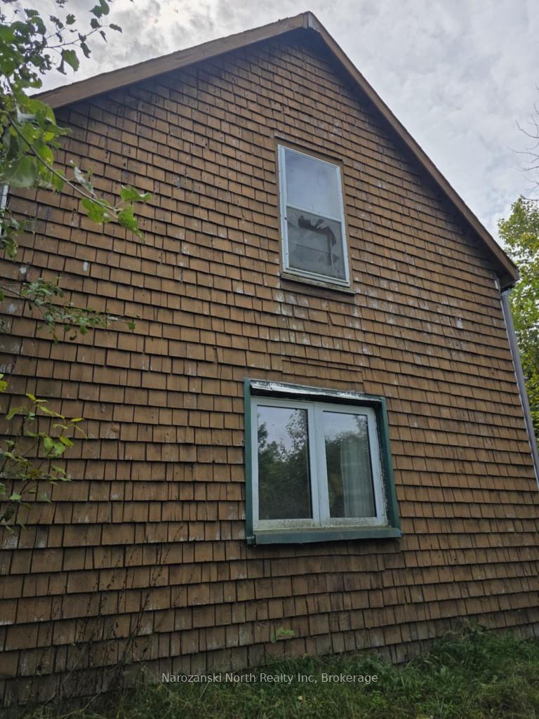 Photo 8 of 1119 Blue Road, Central Manitoulin — HOMEH