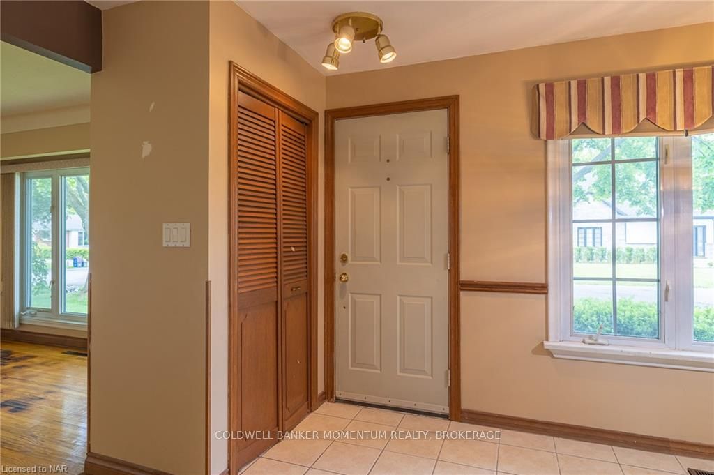 Photo 3 of 2 Lakeview Avenue, St. Catharines, Lakeshore — HOMEH