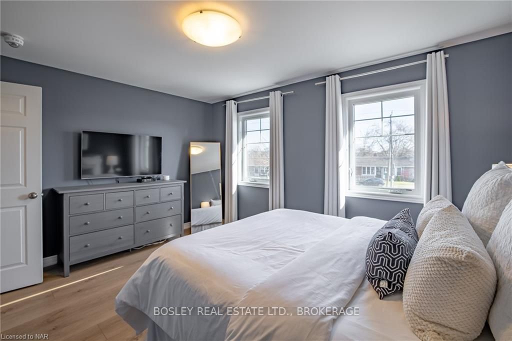 Photo 16 of 517D Scott Street, St. Catharines, Bunting/Linwell — HOMEH