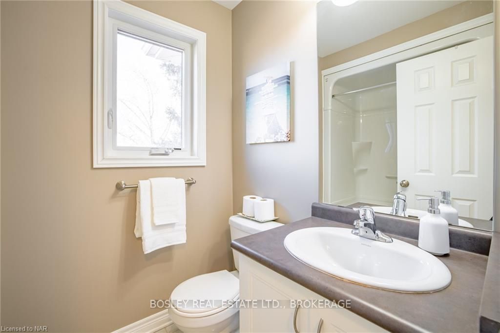 Photo 22 of 517D Scott Street, St. Catharines, Bunting/Linwell — HOMEH