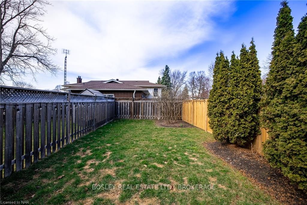 Photo 27 of 517D Scott Street, St. Catharines, Bunting/Linwell — HOMEH