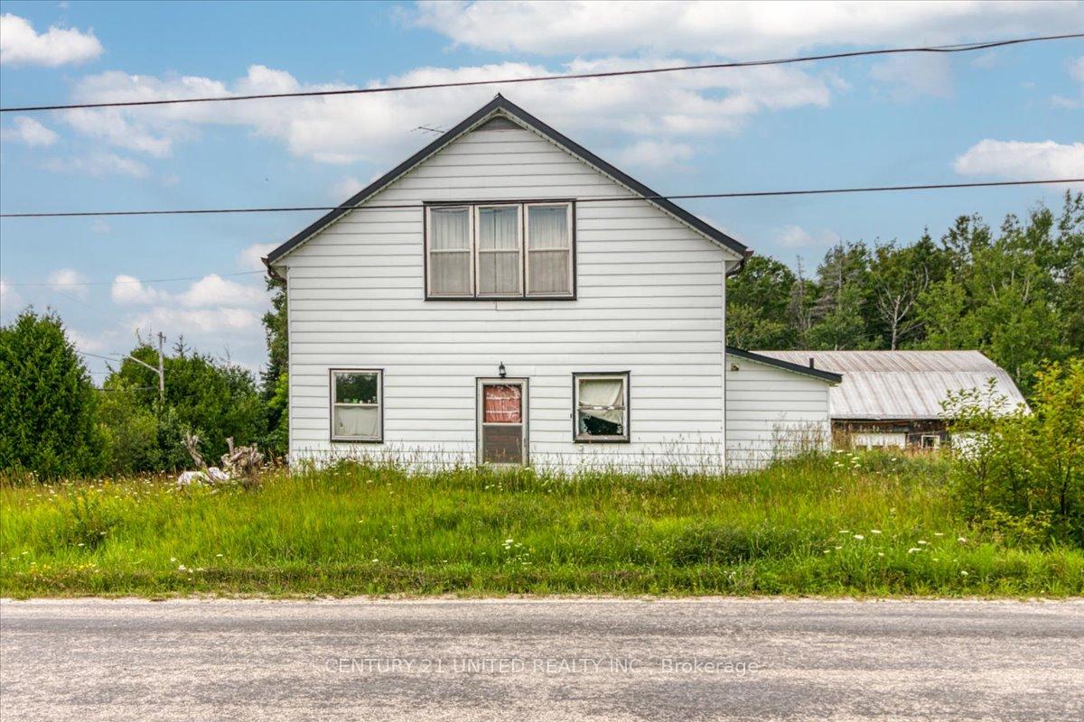 Photo 5 of 9350 Highway 542, Central Manitoulin — HOMEH