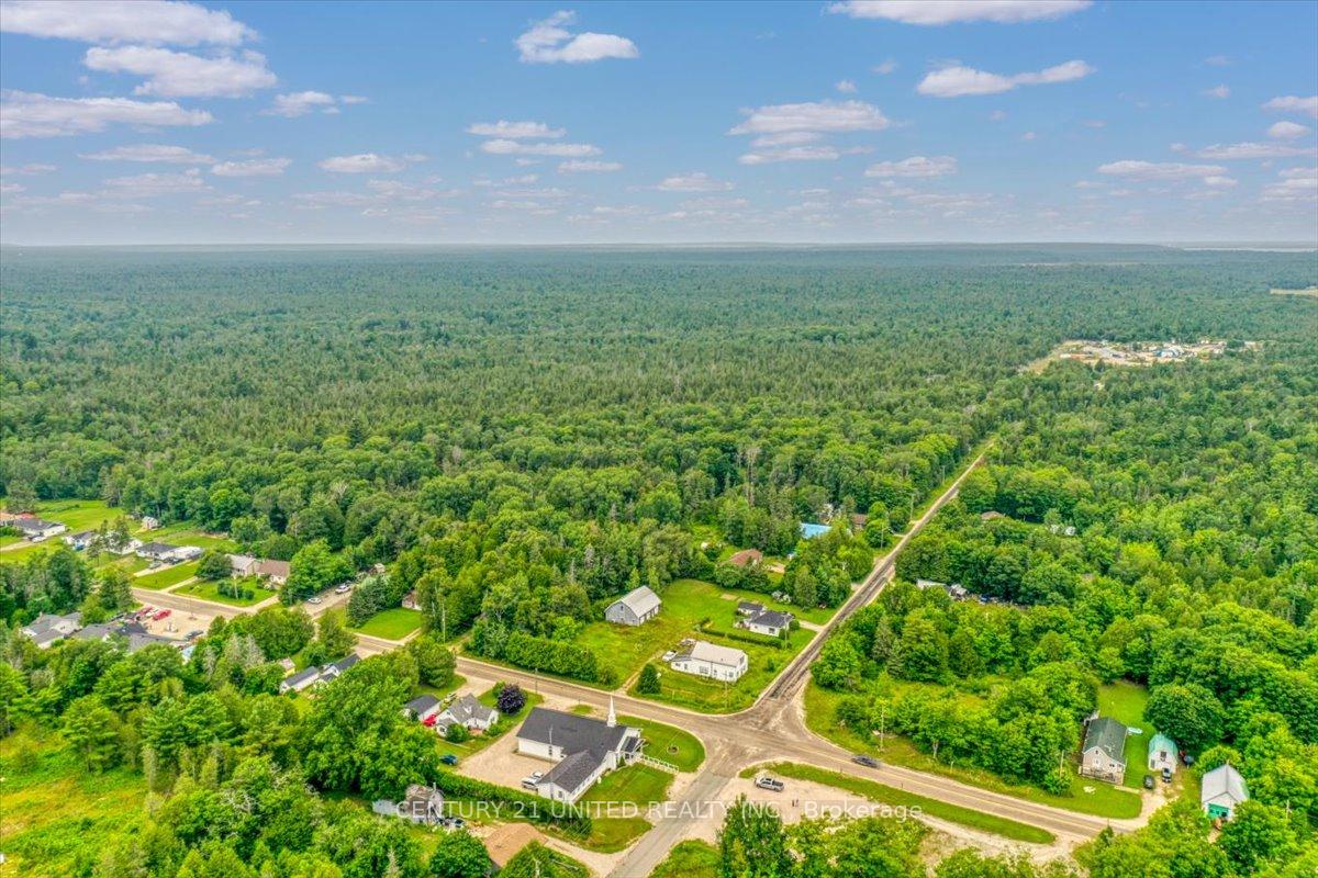 Photo 19 of 9350 Highway 542, Central Manitoulin — HOMEH