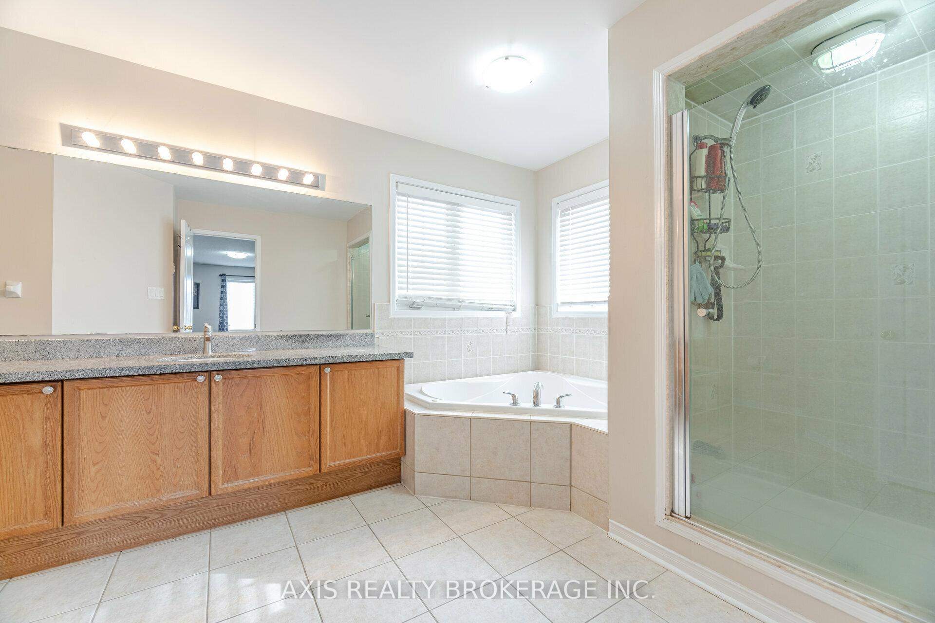 Photo 27 of 25 Laurentide Crescent, Brampton, Vales of Castlemore North — HOMEH