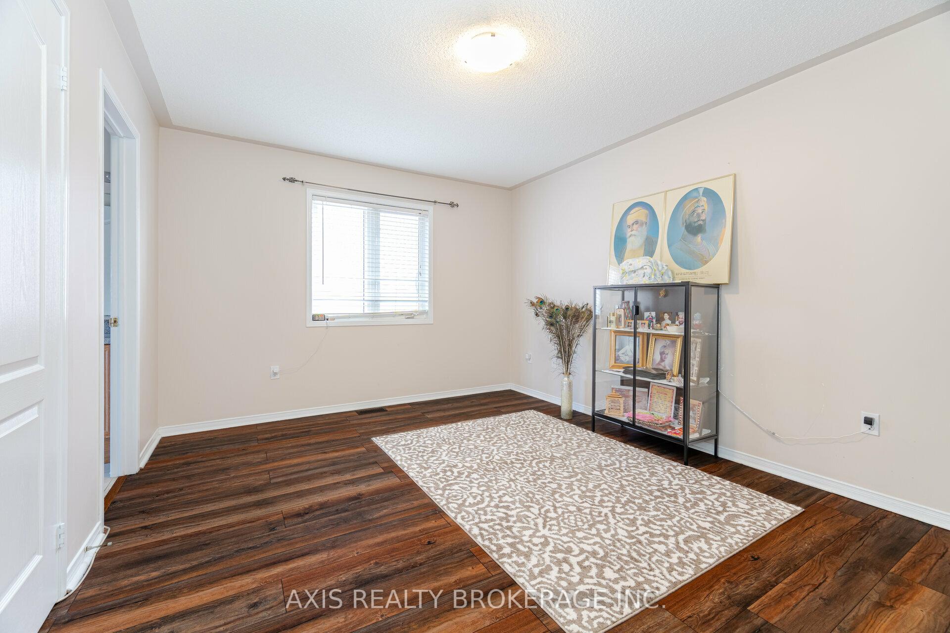 Photo 28 of 25 Laurentide Crescent, Brampton, Vales of Castlemore North — HOMEH