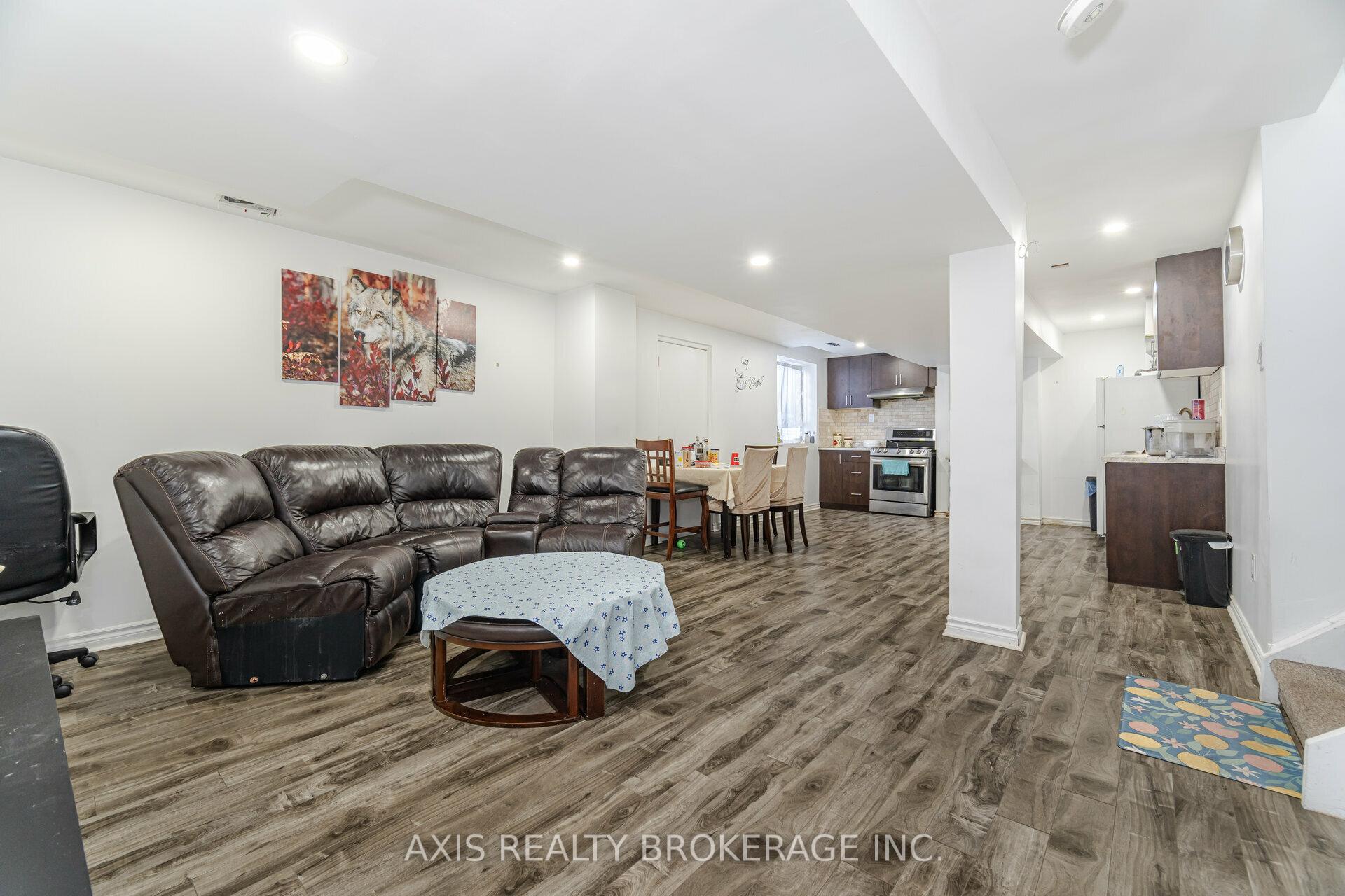 Photo 35 of 25 Laurentide Crescent, Brampton, Vales of Castlemore North — HOMEH