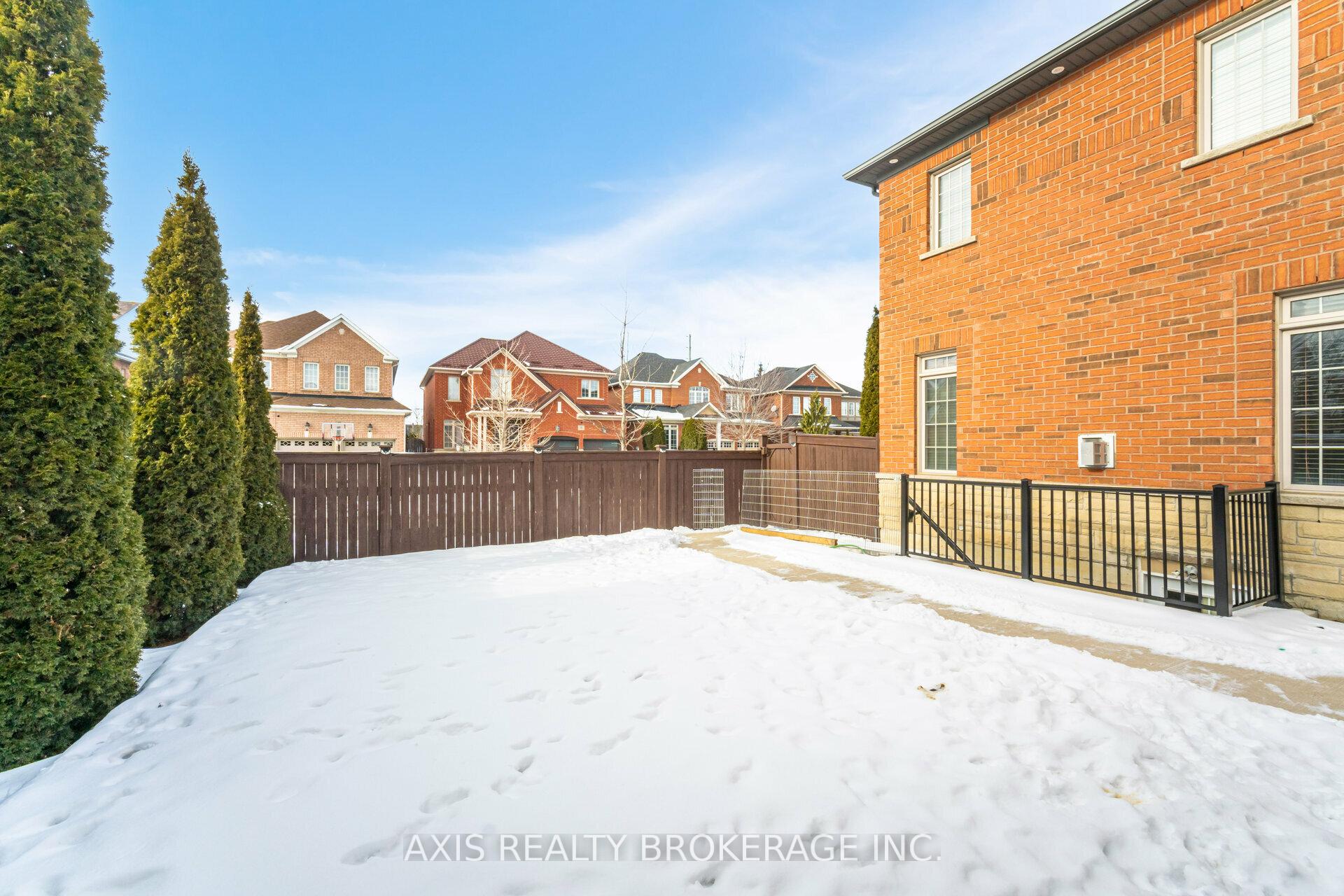 Photo 39 of 25 Laurentide Crescent, Brampton, Vales of Castlemore North — HOMEH