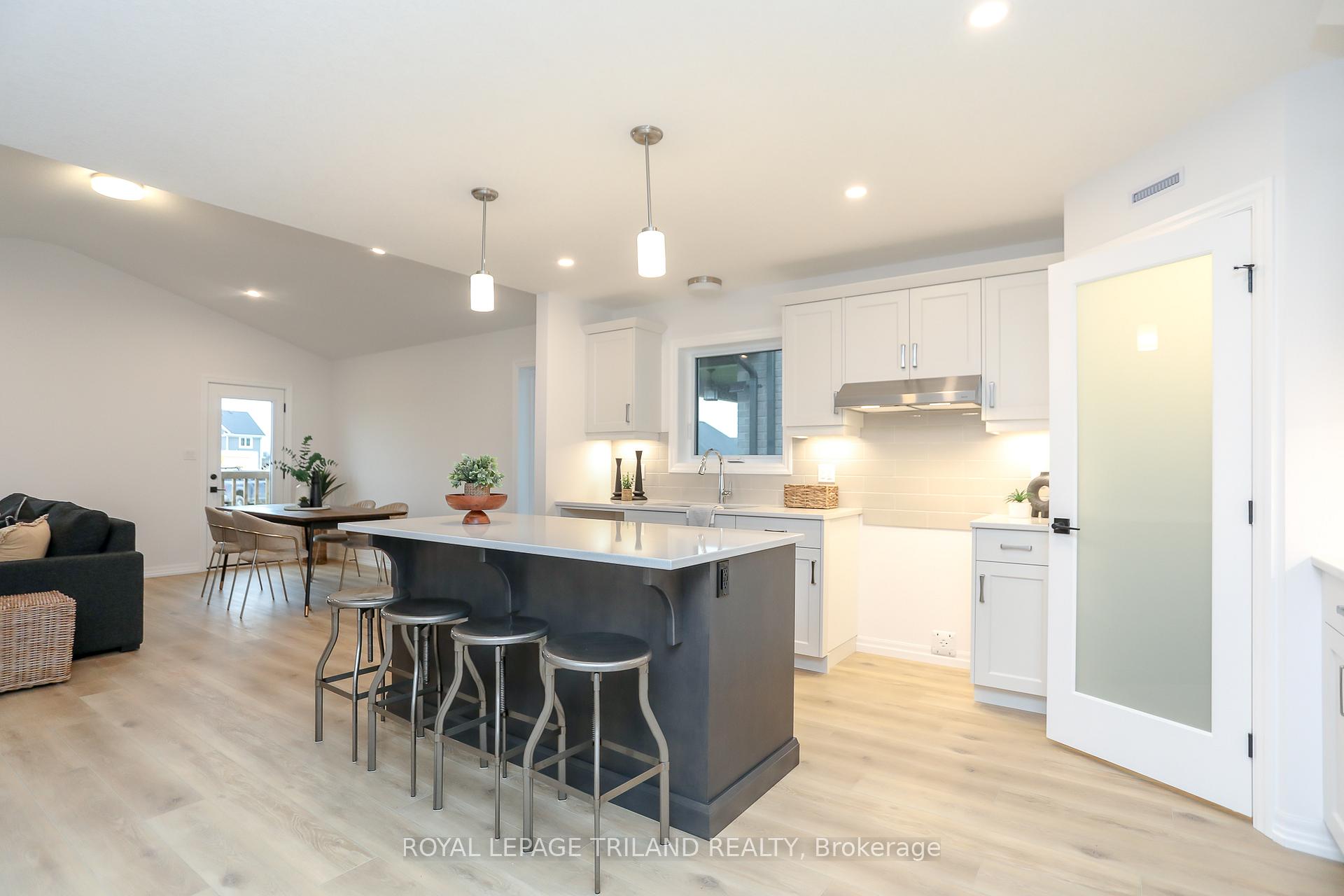 Photo 6 of 10 Silverleaf Path, St. Thomas — HOMEH