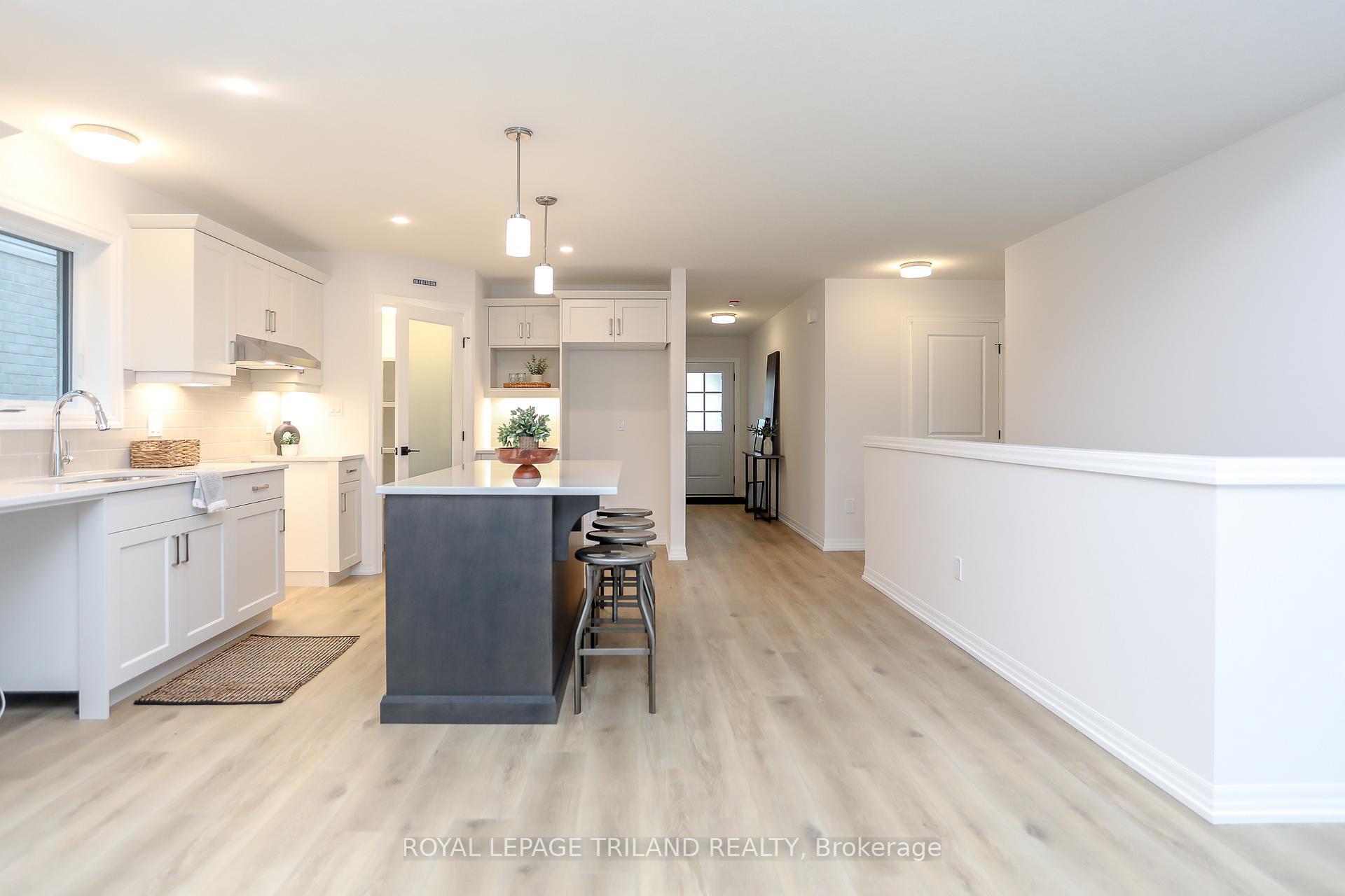 Photo 17 of 10 Silverleaf Path, St. Thomas — HOMEH