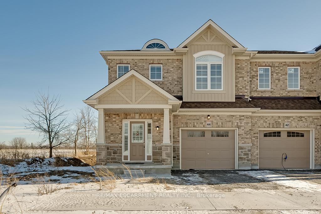 Front of 44 McCurdy Avenue