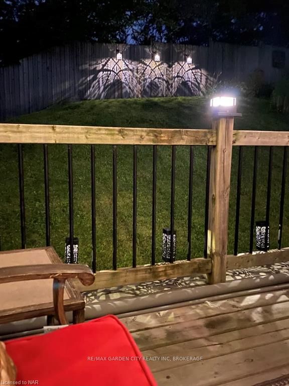 Photo 35 of 16 Bluegrass Crescent, St. Catharines, Oakdale — HOMEH