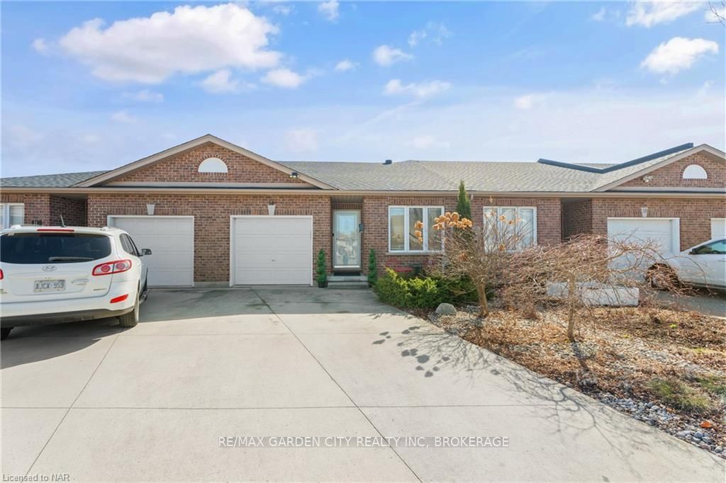 Photo 36 of 16 Bluegrass Crescent, St. Catharines, Oakdale — HOMEH