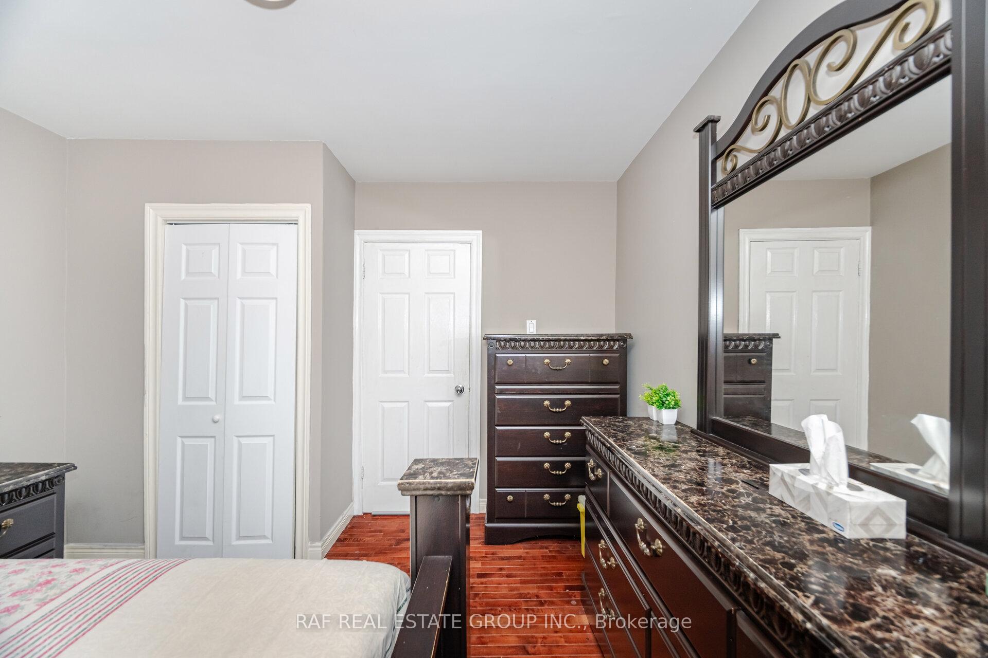 Photo 26 of 216 Millen Road, Hamilton, Stoney Creek — HOMEH