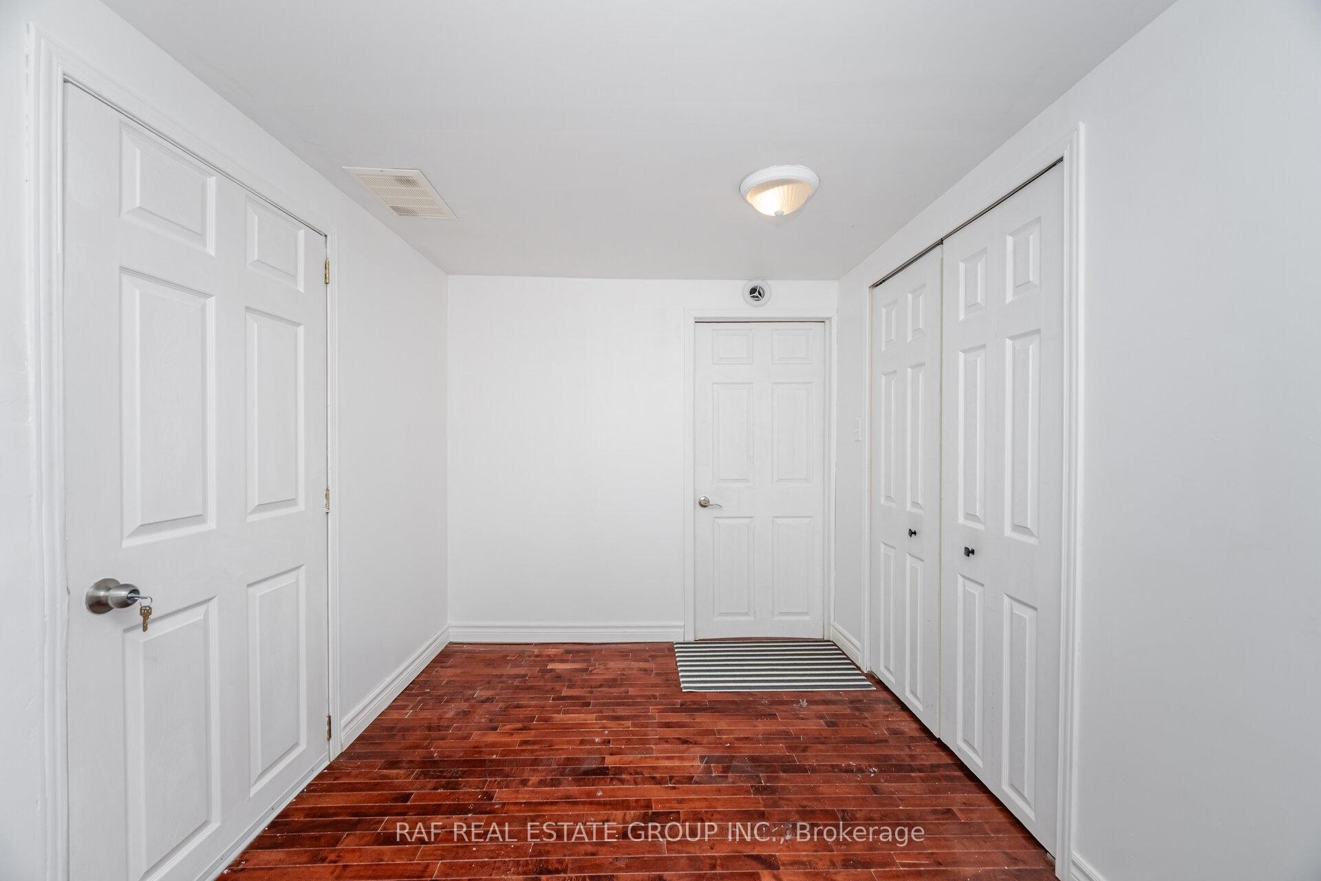 Photo 32 of 216 Millen Road, Hamilton, Stoney Creek — HOMEH