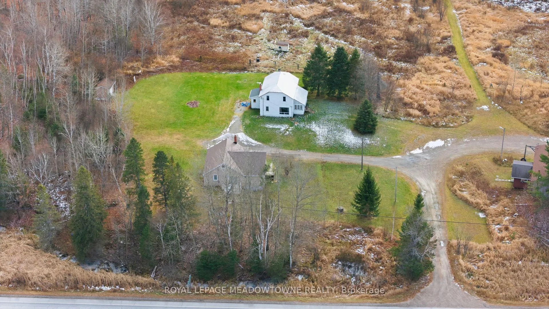 Photo 4 of 5403A Highway 124, Magnetawan, Ahmic Harbour — HOMEH