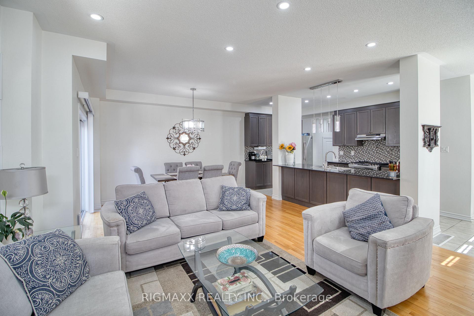 Photo 15 of 53 Lola Crescent, Brampton, Northwest Brampton — HOMEH