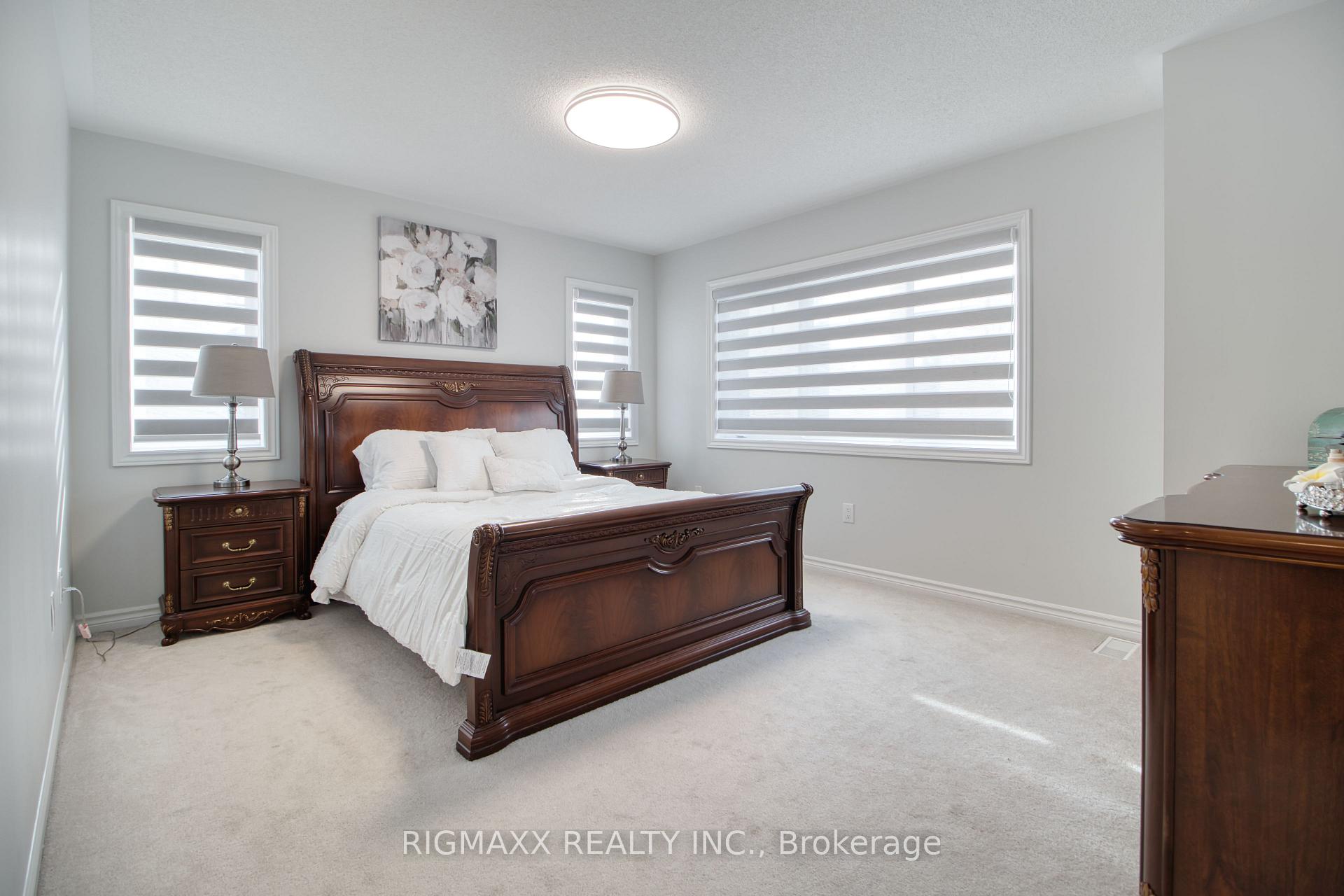 Photo 18 of 53 Lola Crescent, Brampton, Northwest Brampton — HOMEH