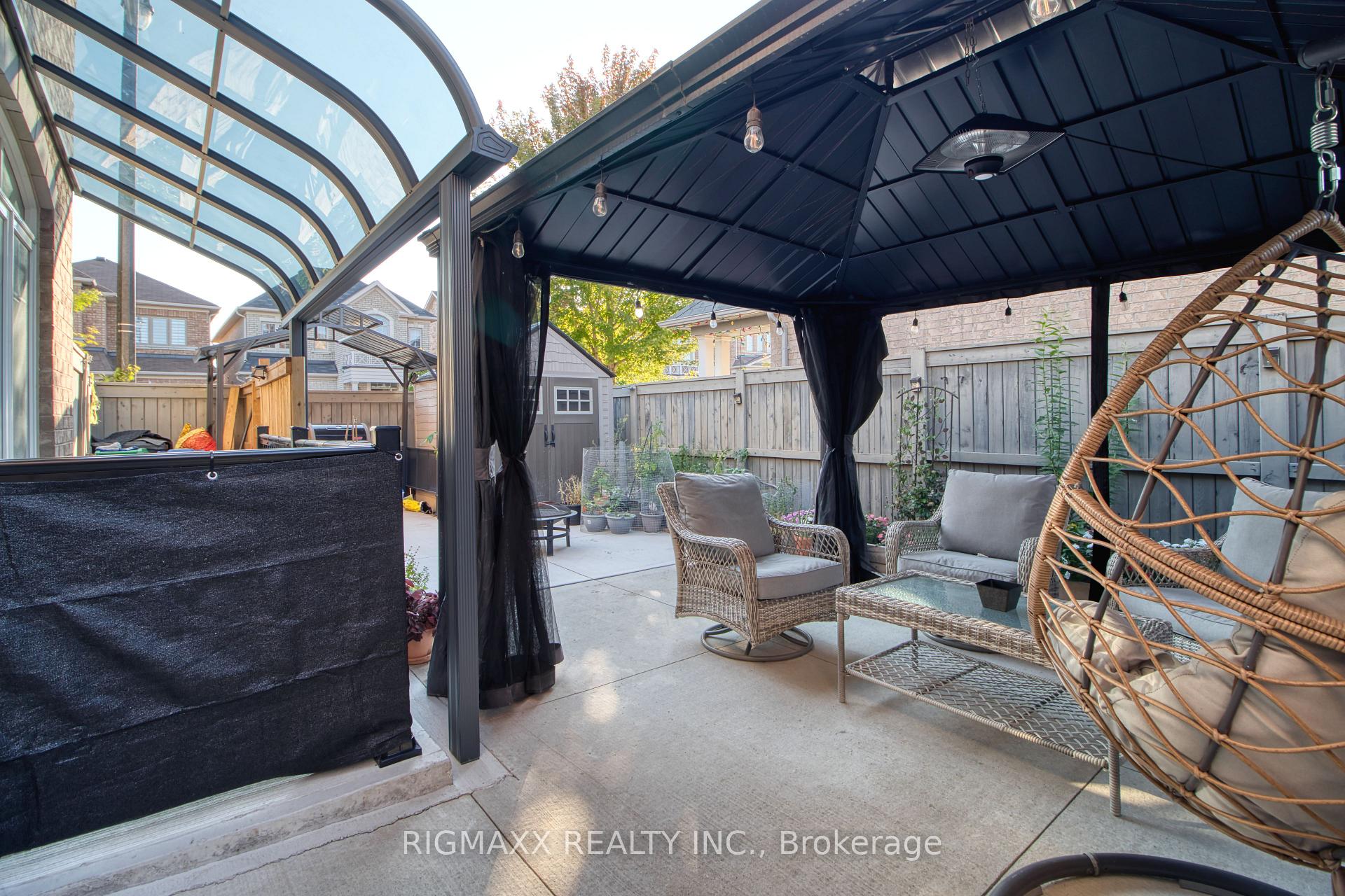 Photo 24 of 53 Lola Crescent, Brampton, Northwest Brampton — HOMEH