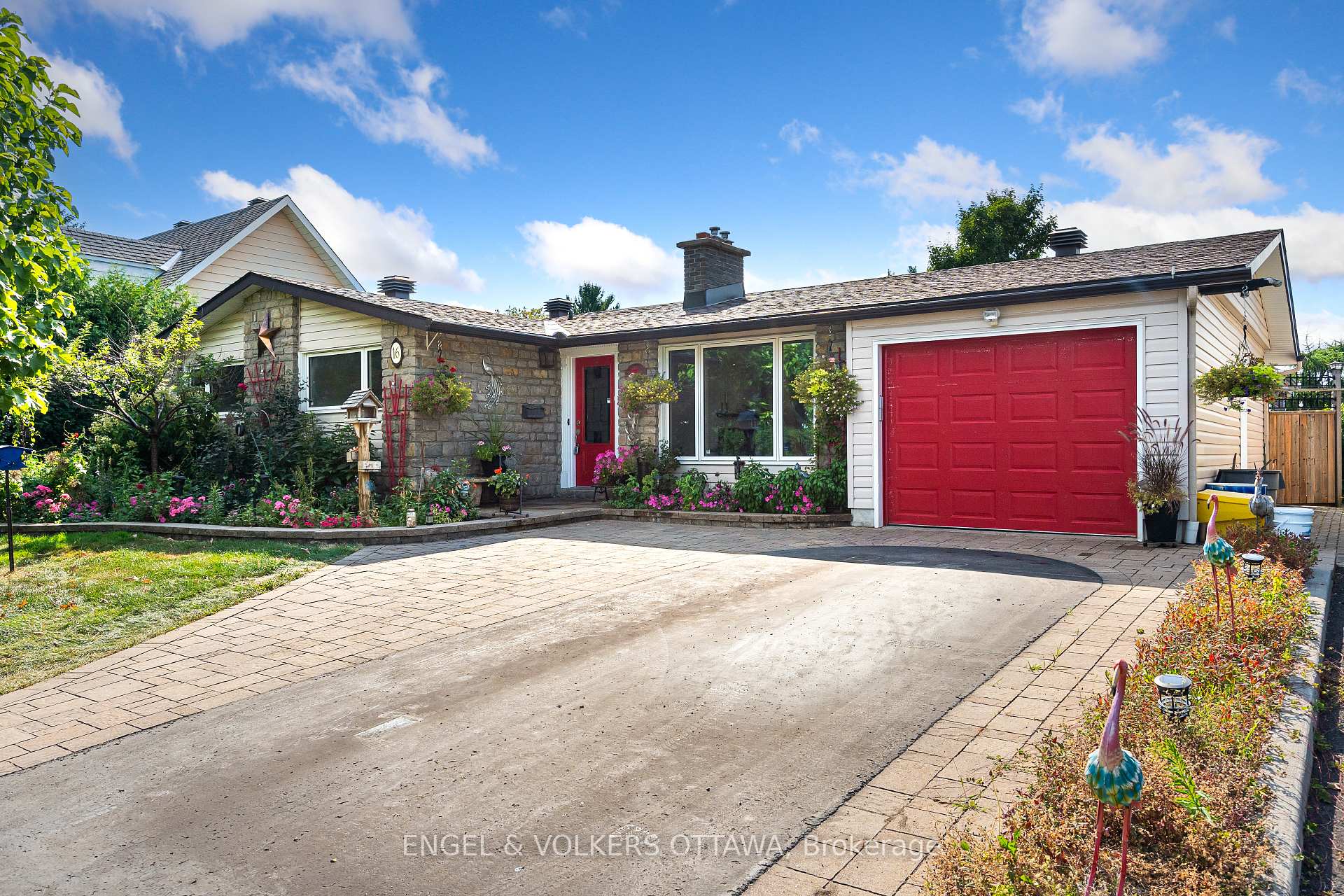 Photo 1 of 16 Benson Street, Ottawa, Borden Farm/Stewart Farm/Carleton Heights/Parkwood Hills — HOMEH