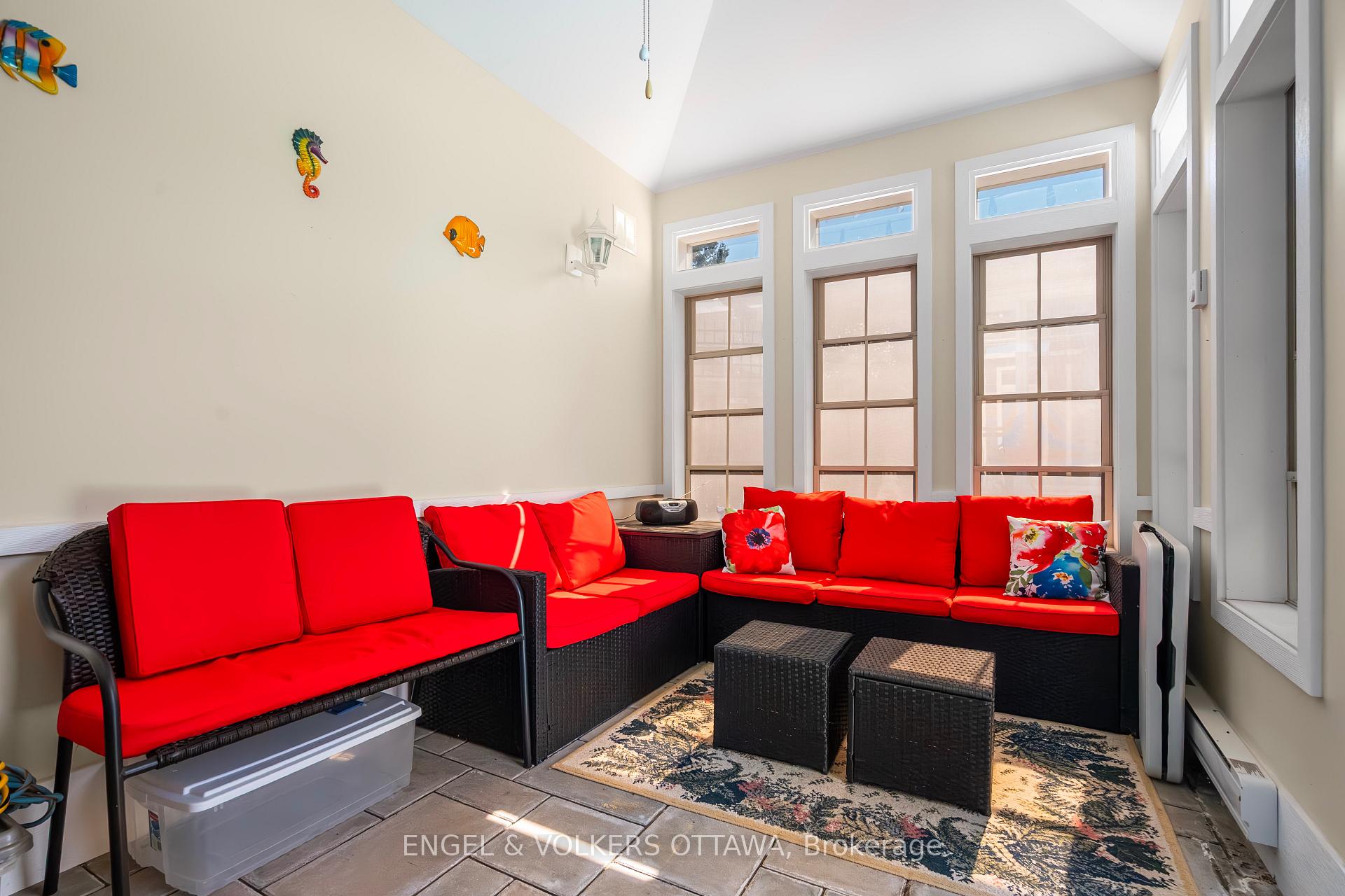 Photo 39 of 16 Benson Street, Ottawa, Borden Farm/Stewart Farm/Carleton Heights/Parkwood Hills — HOMEH