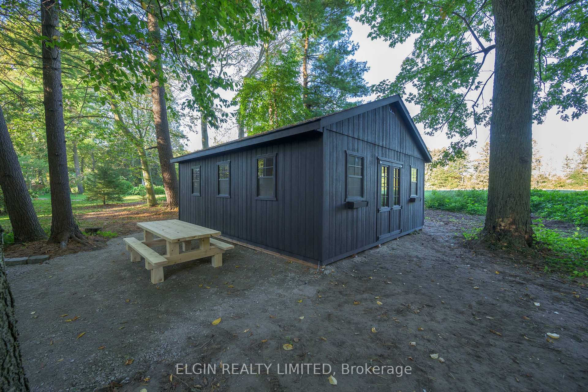 Photo 12 of 8031 Rogers Road, Malahide, Rural Malahide — HOMEH