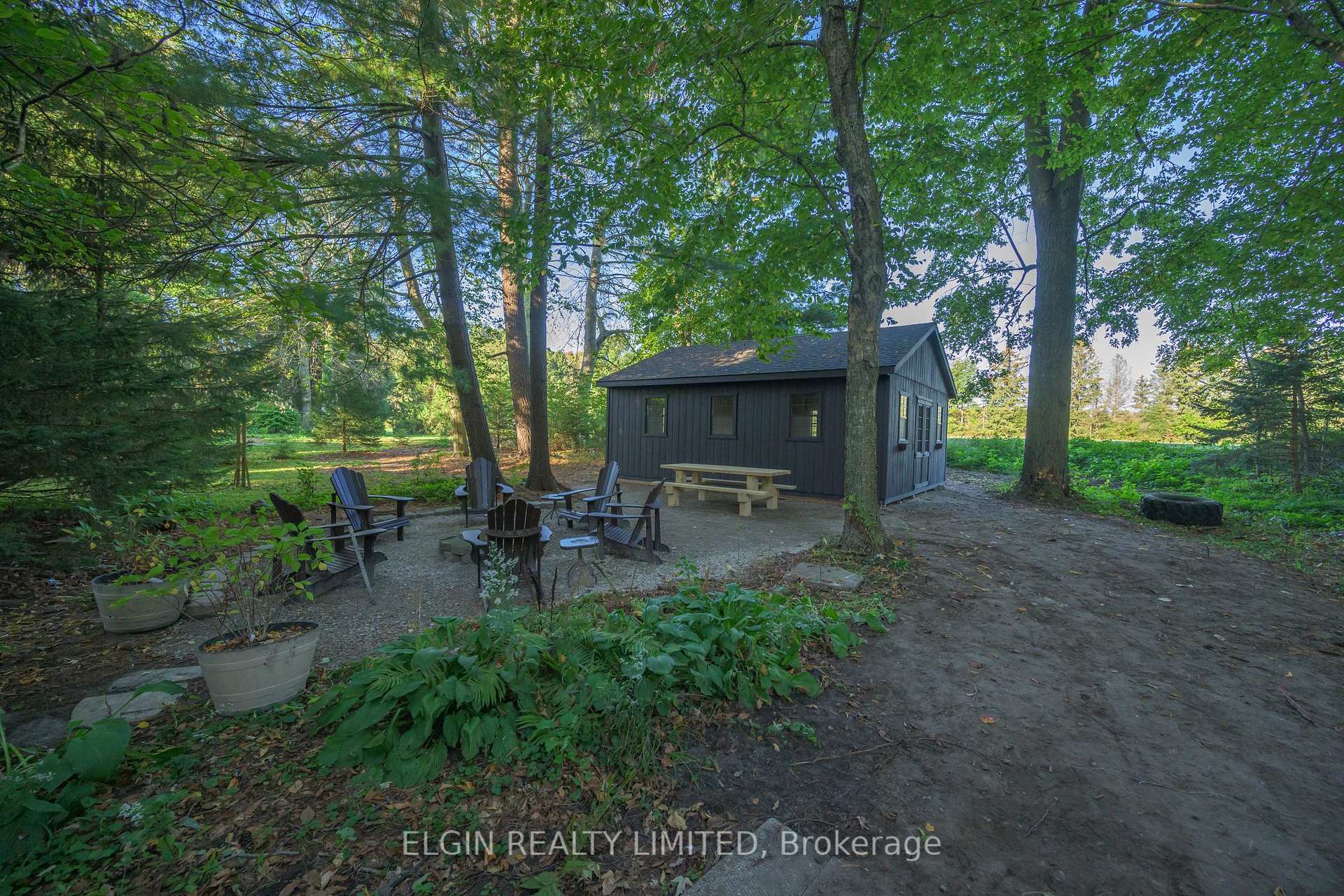 Photo 13 of 8031 Rogers Road, Malahide, Rural Malahide — HOMEH