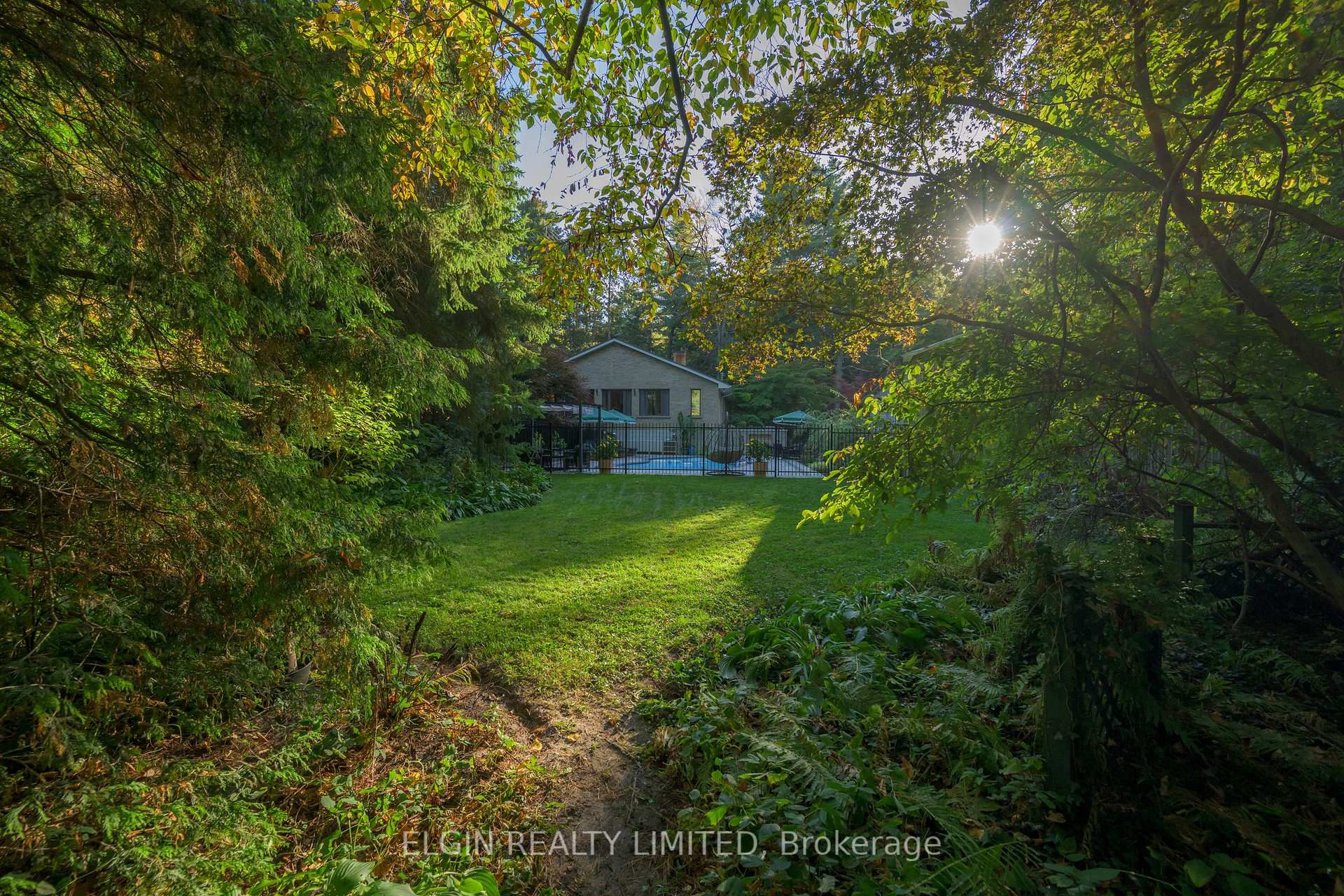Photo 14 of 8031 Rogers Road, Malahide, Rural Malahide — HOMEH